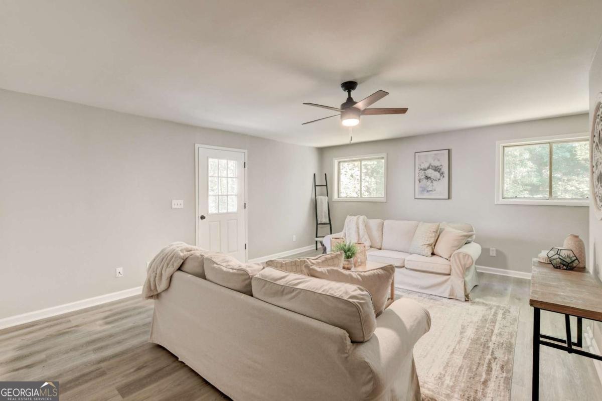 493 Woods Drive Atlanta - 19