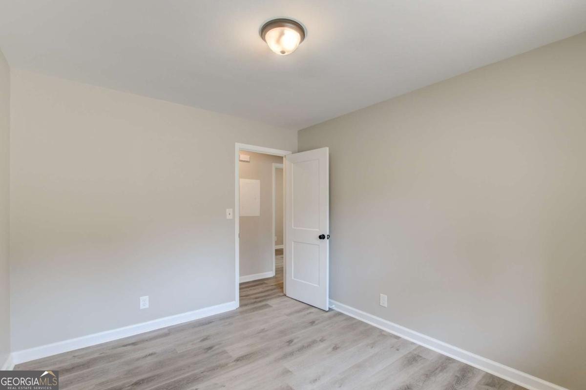 493 Woods Drive Atlanta - 30