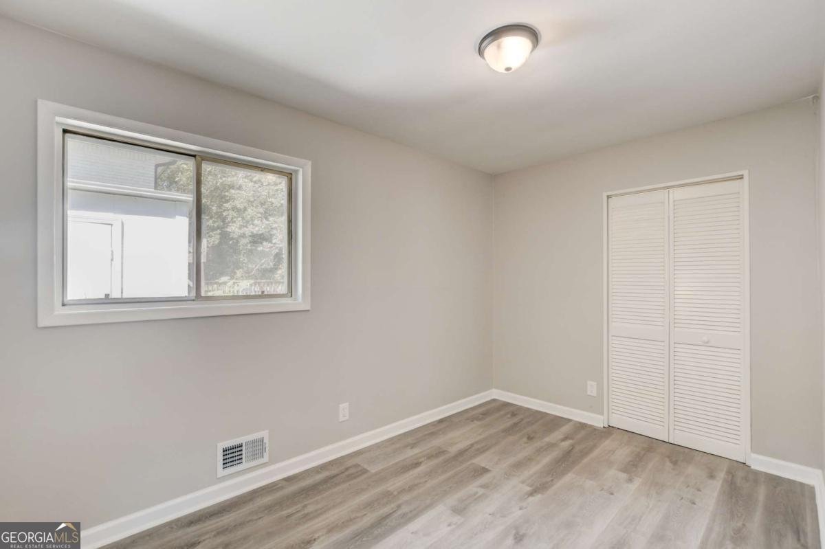493 Woods Drive Atlanta - 32