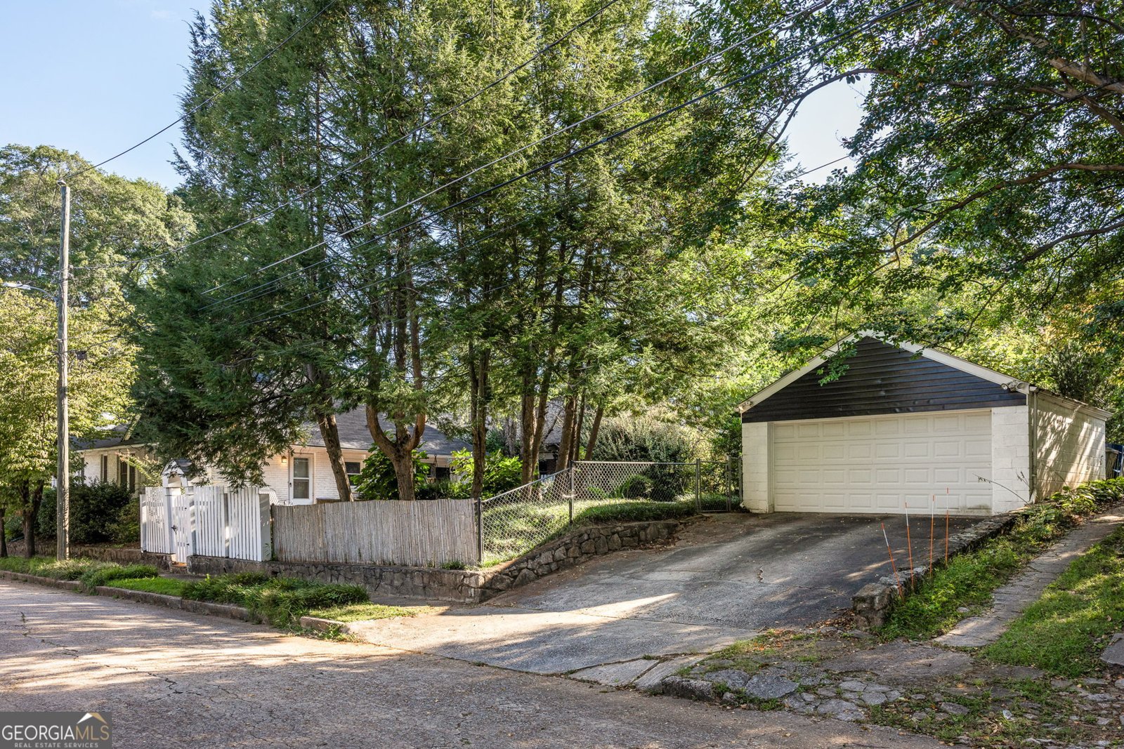 1583 McLendon Avenue Atlanta - 27