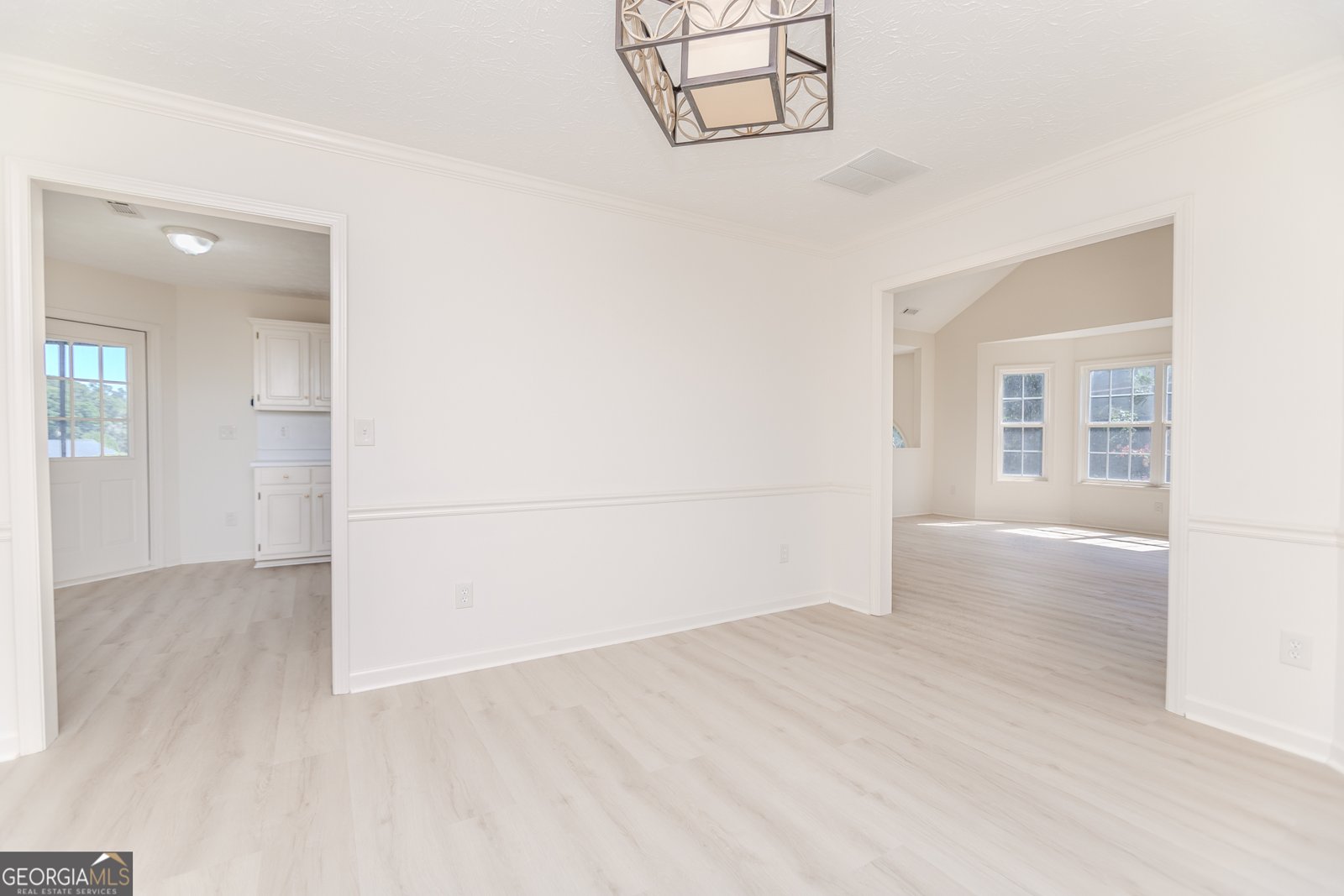 3885 Laurens Lane Snellville - 1