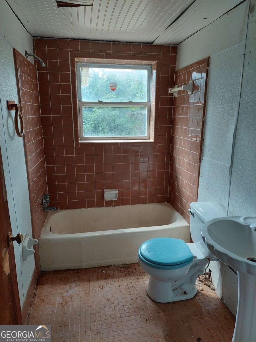 5165 Norman Boulevard Atlanta - 14