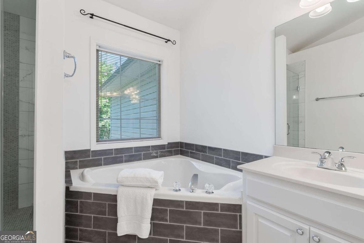 3370 Ashton Drive Suwanee - 31