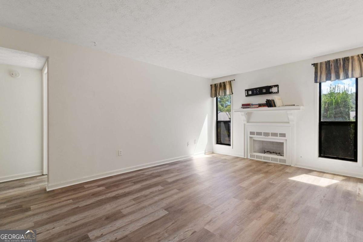 1382 Branch Drive Tucker - 6