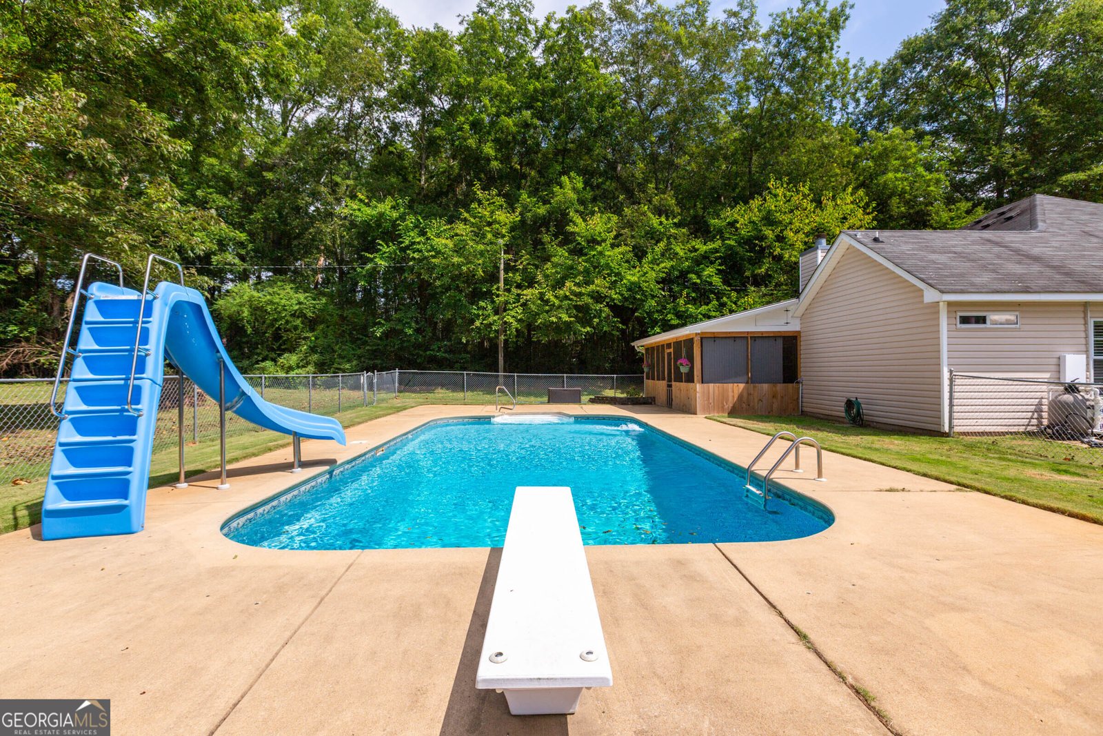 229 Kelly Farms Drive Luthersville - 37