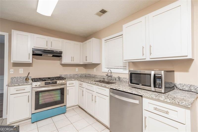 318 Lee Miller Drive Suwanee - 11