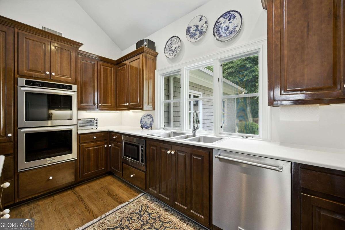 951 East Lake Drive Gainesville - 3