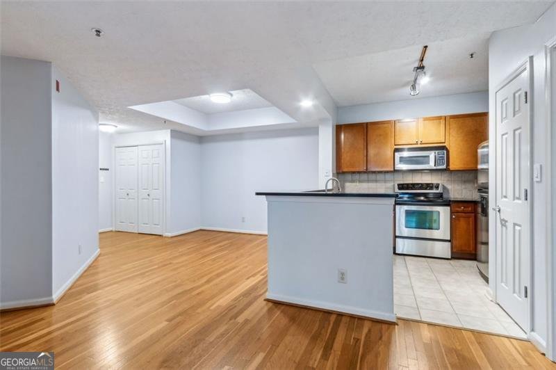 1250 Parkwood Circle Atlanta - 24