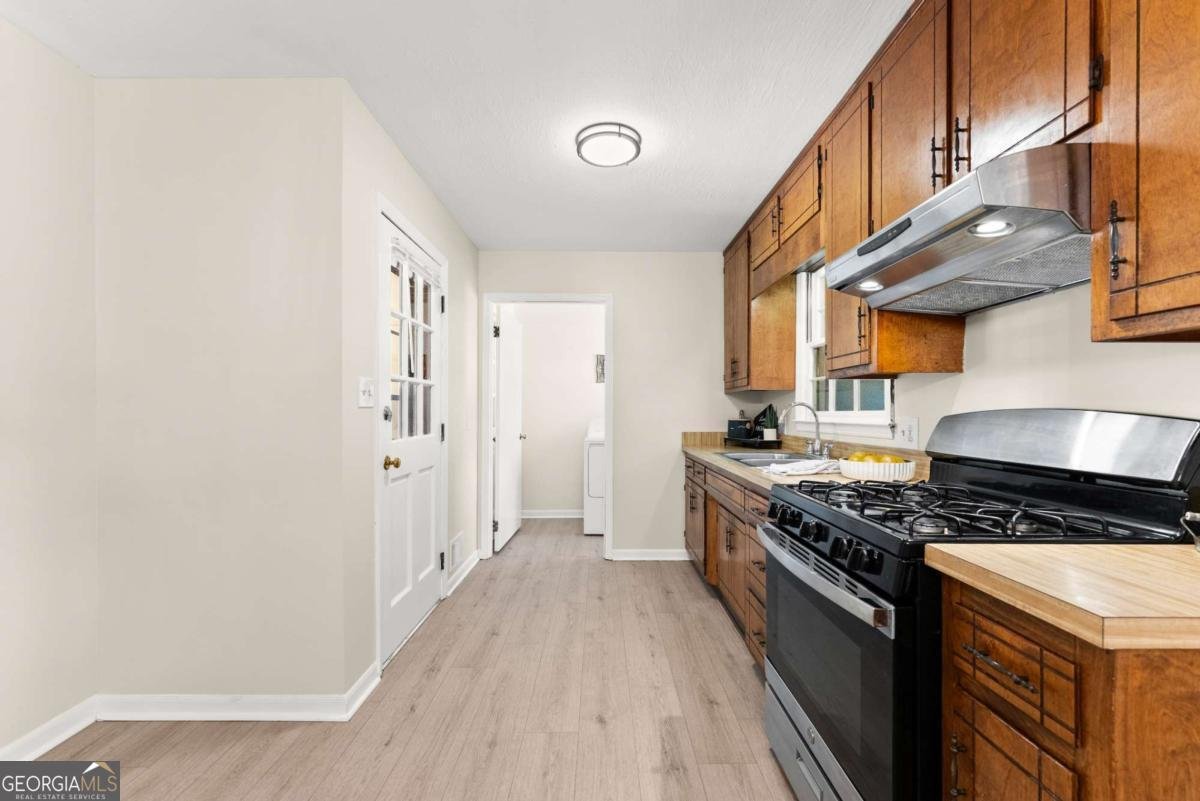 4520 Cash Drive Flowery Branch - 4