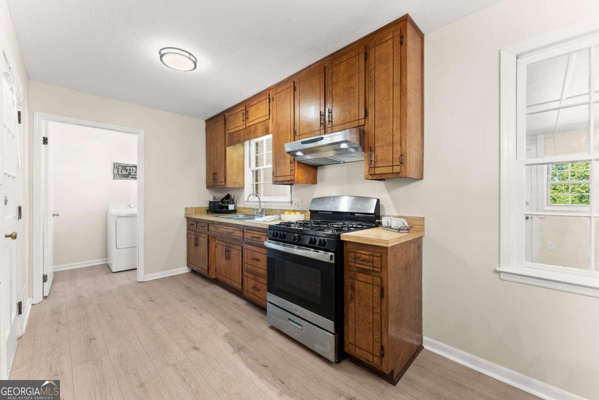 4520 Cash Drive Flowery Branch - 6