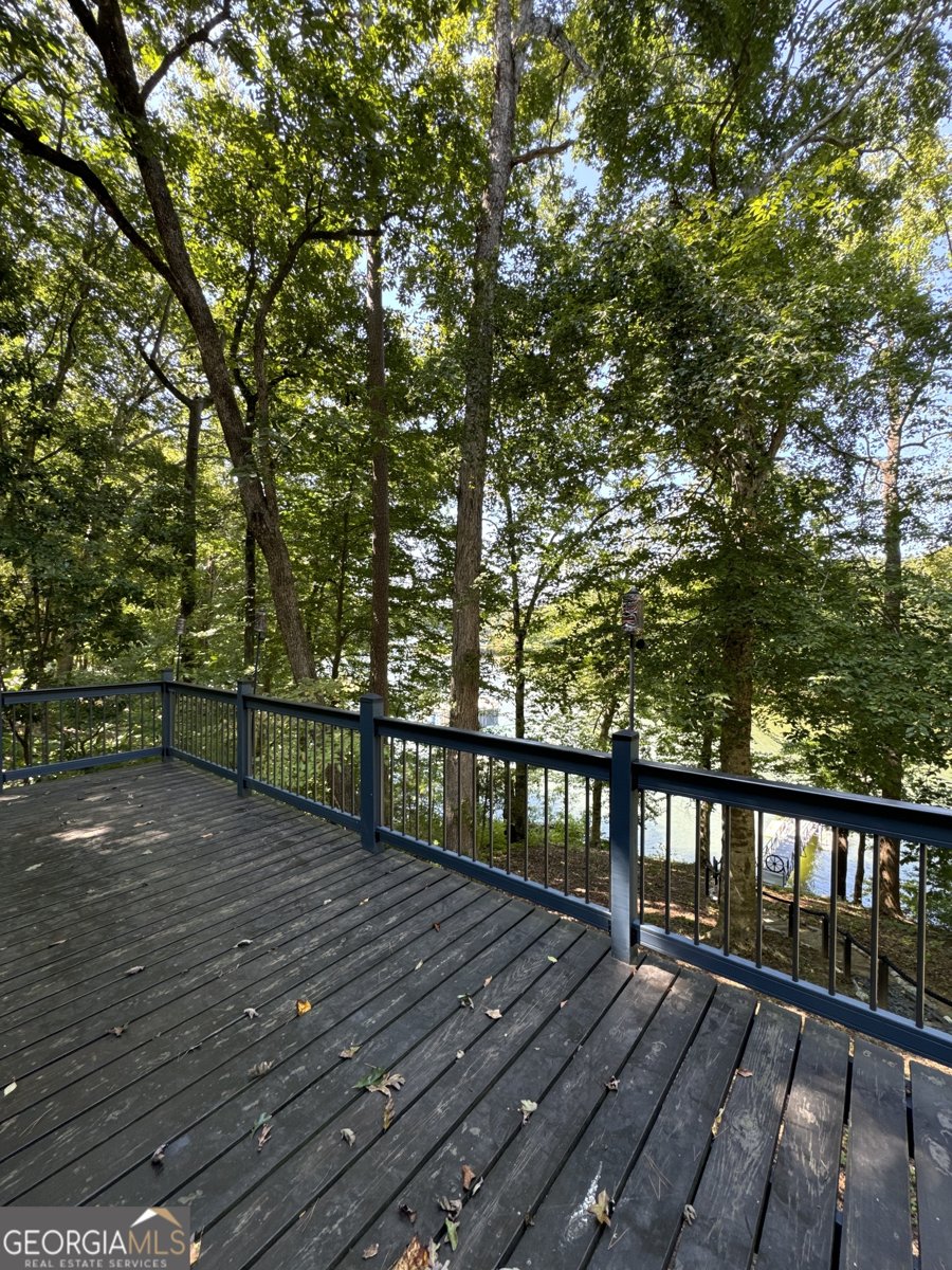 225 Rue Chalet Lavonia - 15