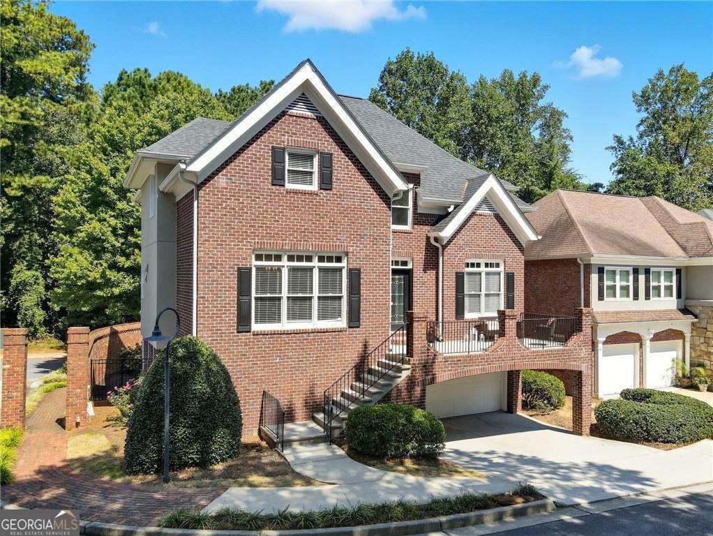 1154 Fairway Gardens Brookhaven - 1