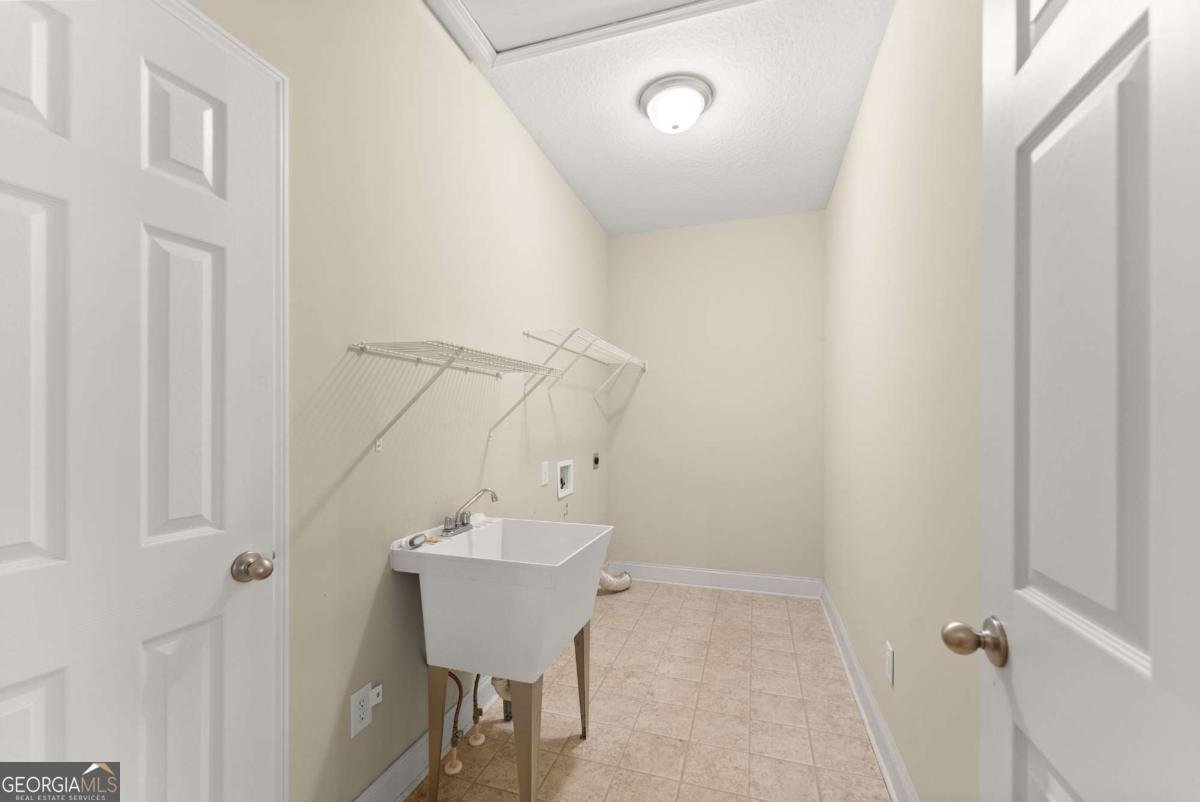 322 Westwind Trail Clayton - 53
