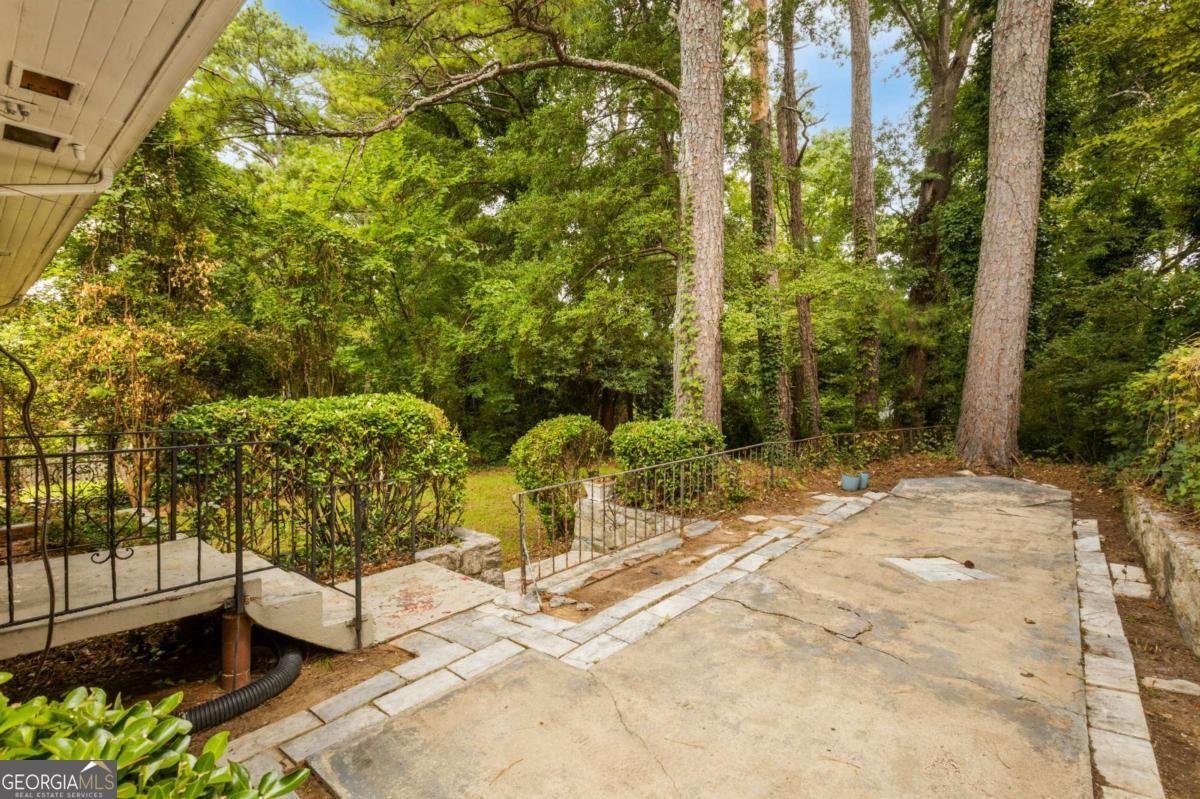 245 Richardson Road Atlanta - 38