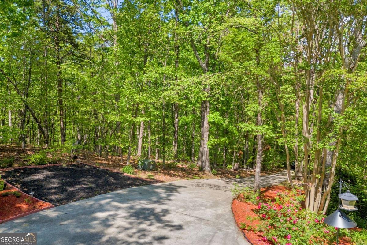 1886 Bend N Hickory Road Toccoa - 23