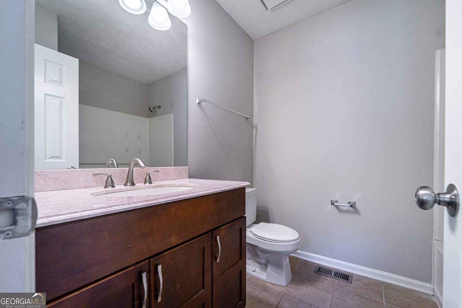148 Willow Stream Court Roswell - 17