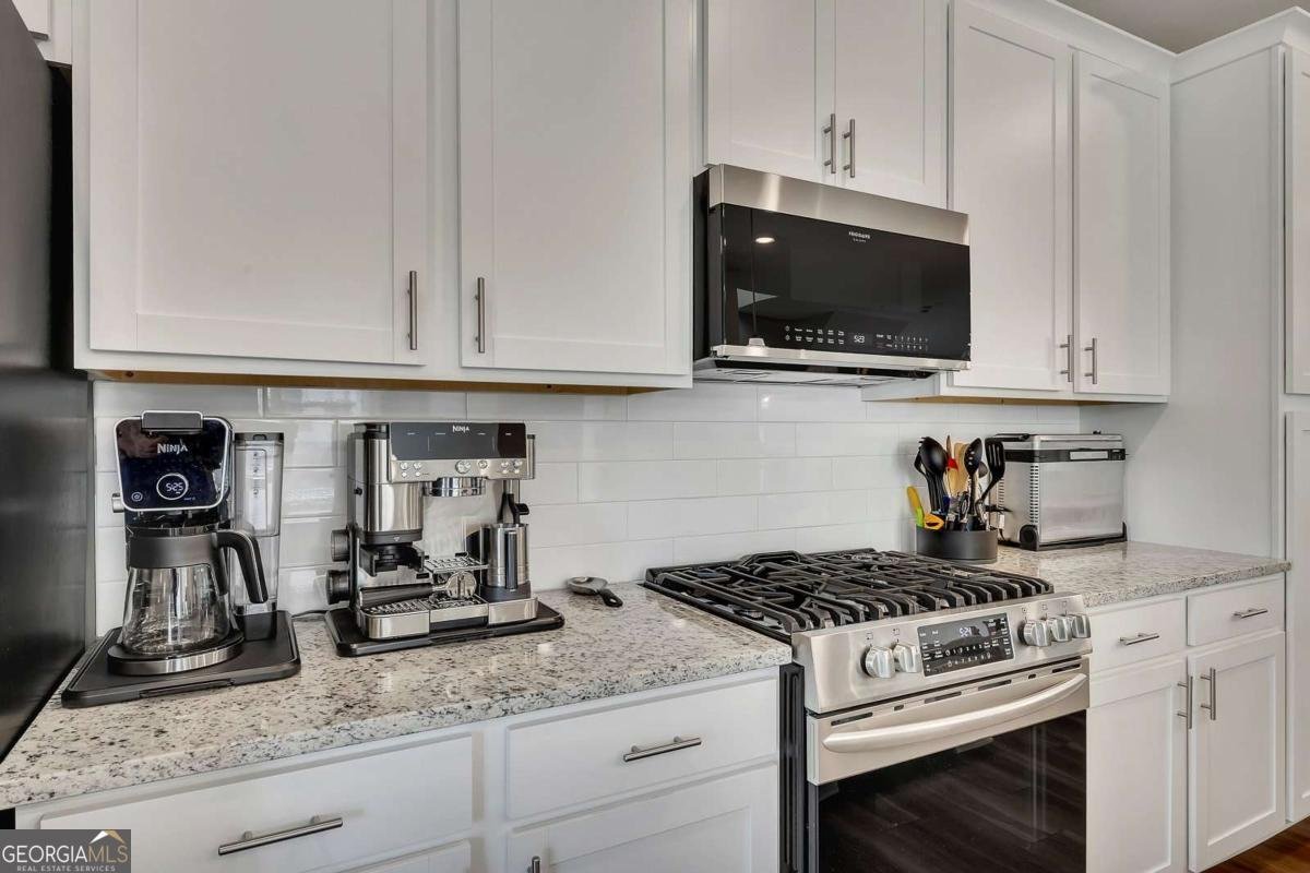 713 Brecklin Lane Woodstock - 18