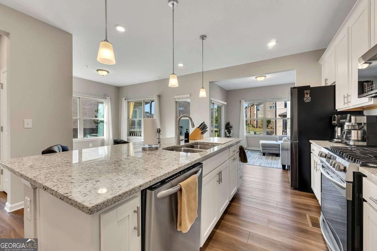 713 Brecklin Lane Woodstock - 19