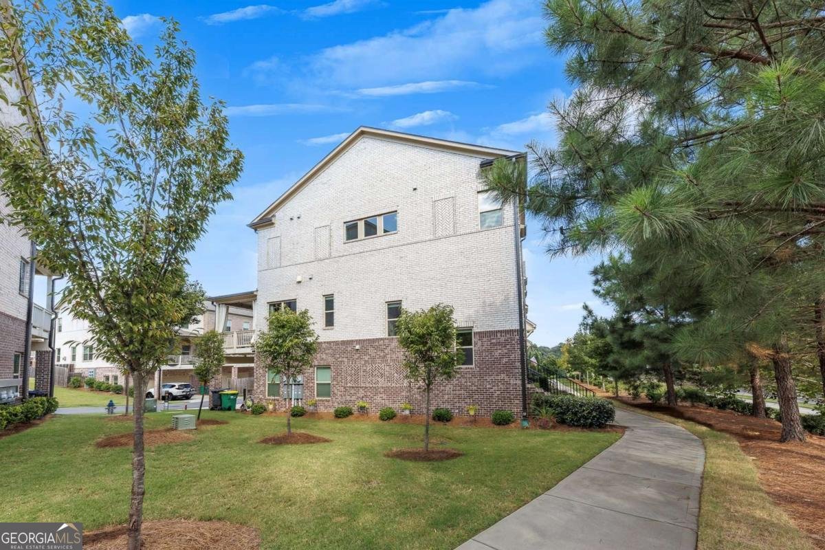 713 Brecklin Lane Woodstock - 42