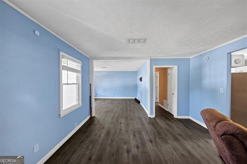 6867 LAURELWOOD Drive Douglasville - 12