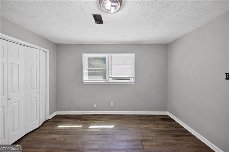 6867 LAURELWOOD Drive Douglasville - 23