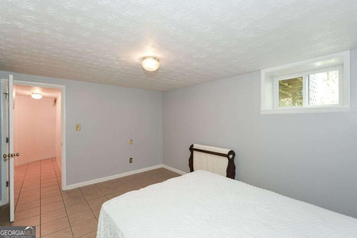 3811 Hurt Road Smyrna - 24