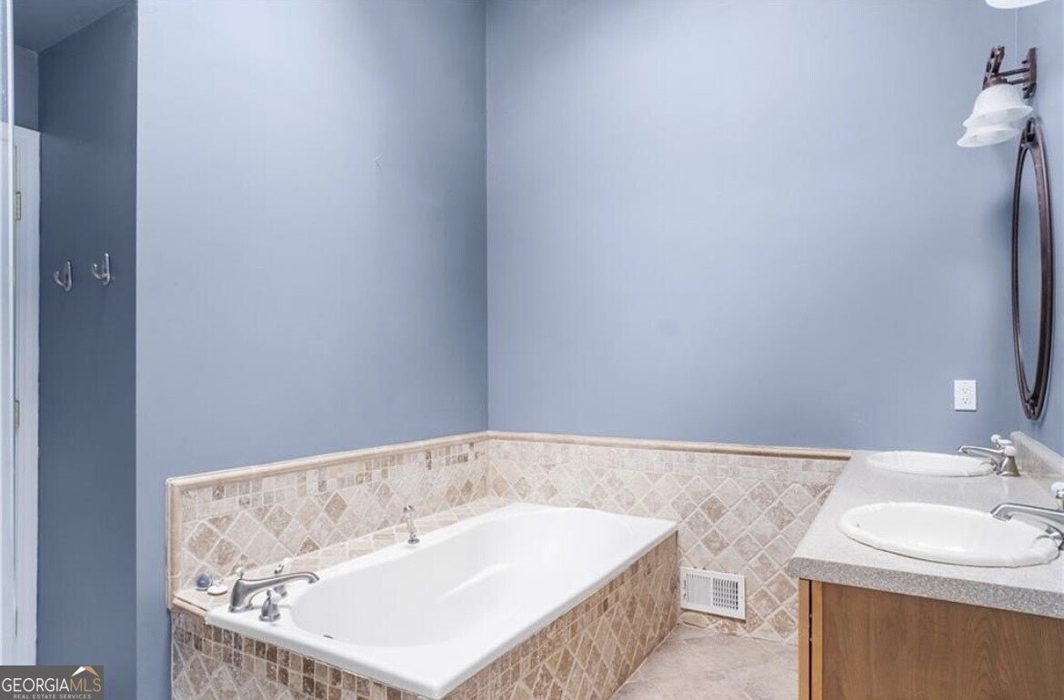 4209 Loch Highland Parkway Roswell - 12