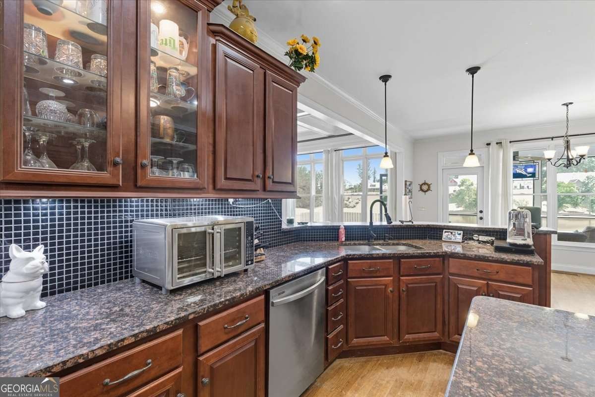 150 Azalea Lakes Court Dallas - 18