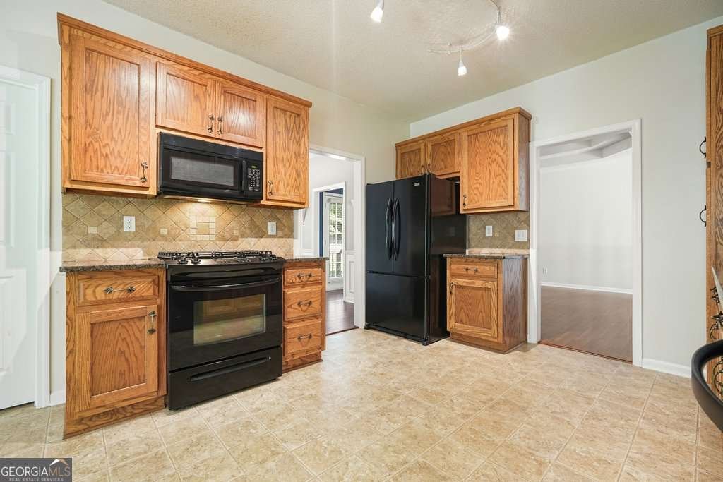 710 Bedford Trace Canton - 1