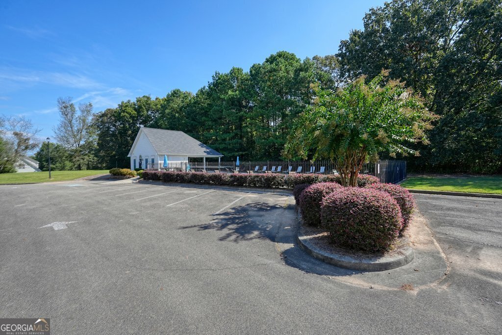 710 Bedford Trace Canton - 43