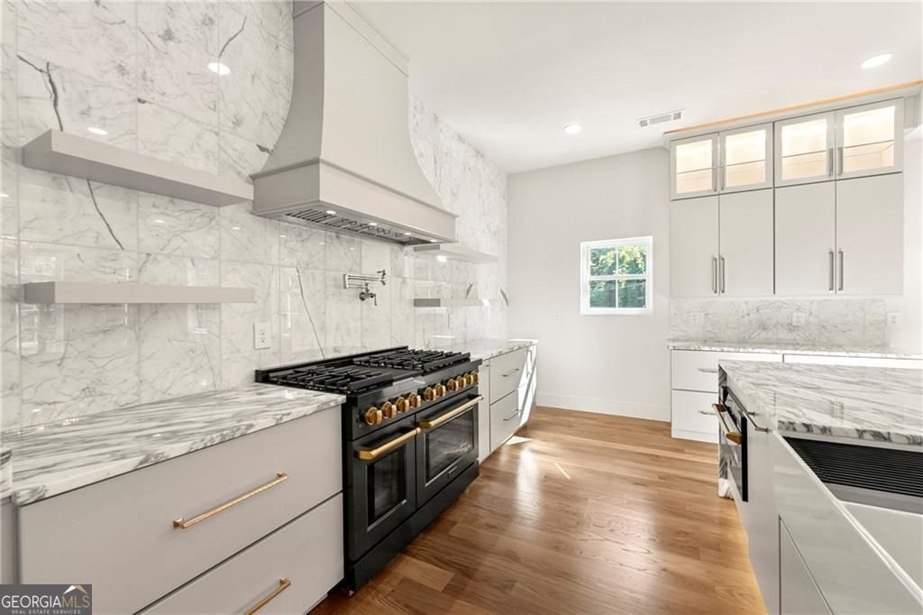 320 Hammond Drive Atlanta - 11