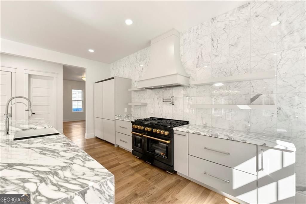 320 Hammond Drive Atlanta - 12