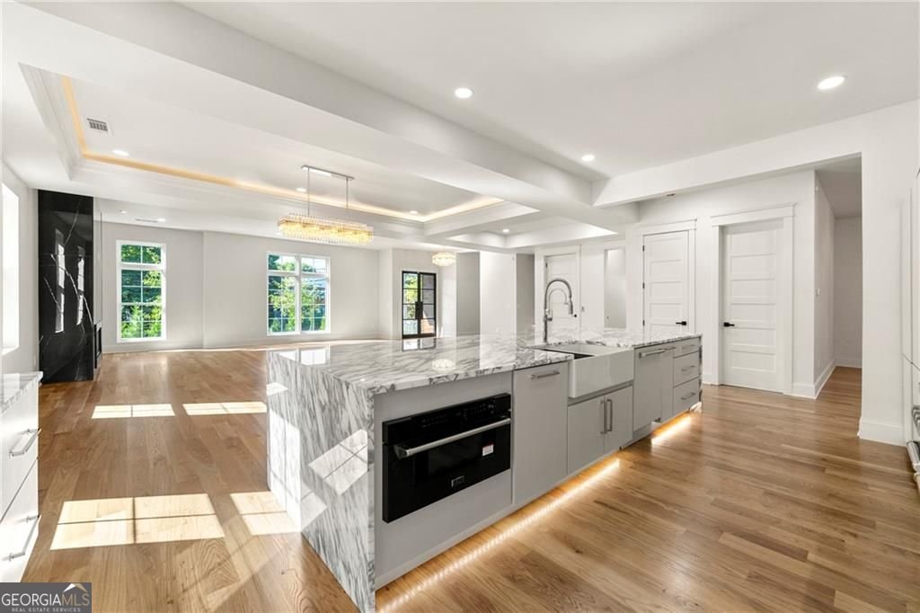 320 Hammond Drive Atlanta - 14