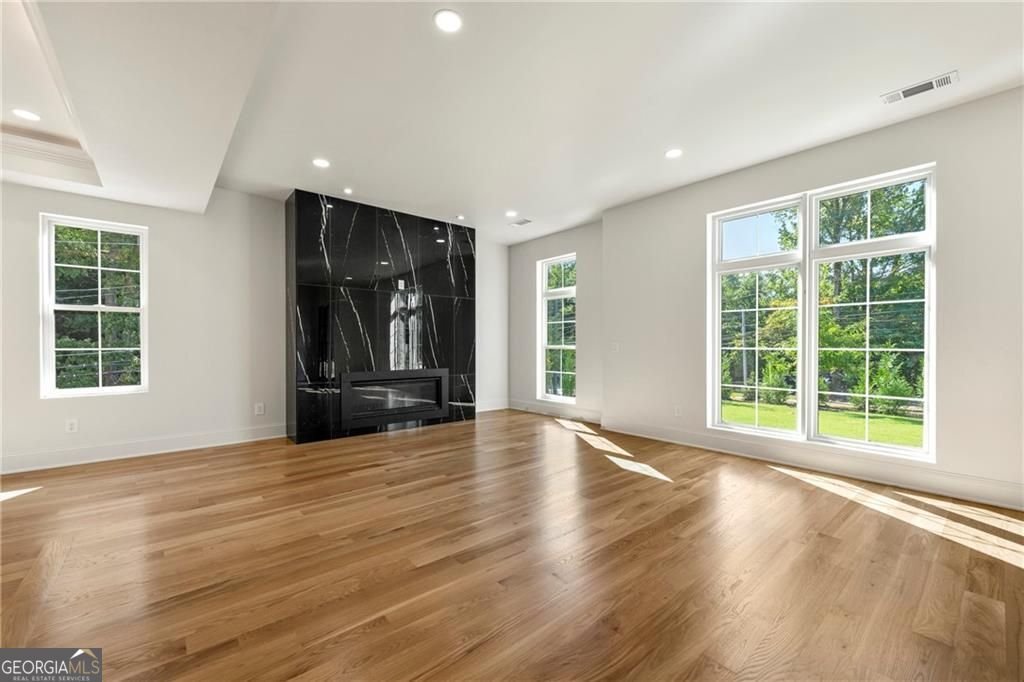 320 Hammond Drive Atlanta - 5