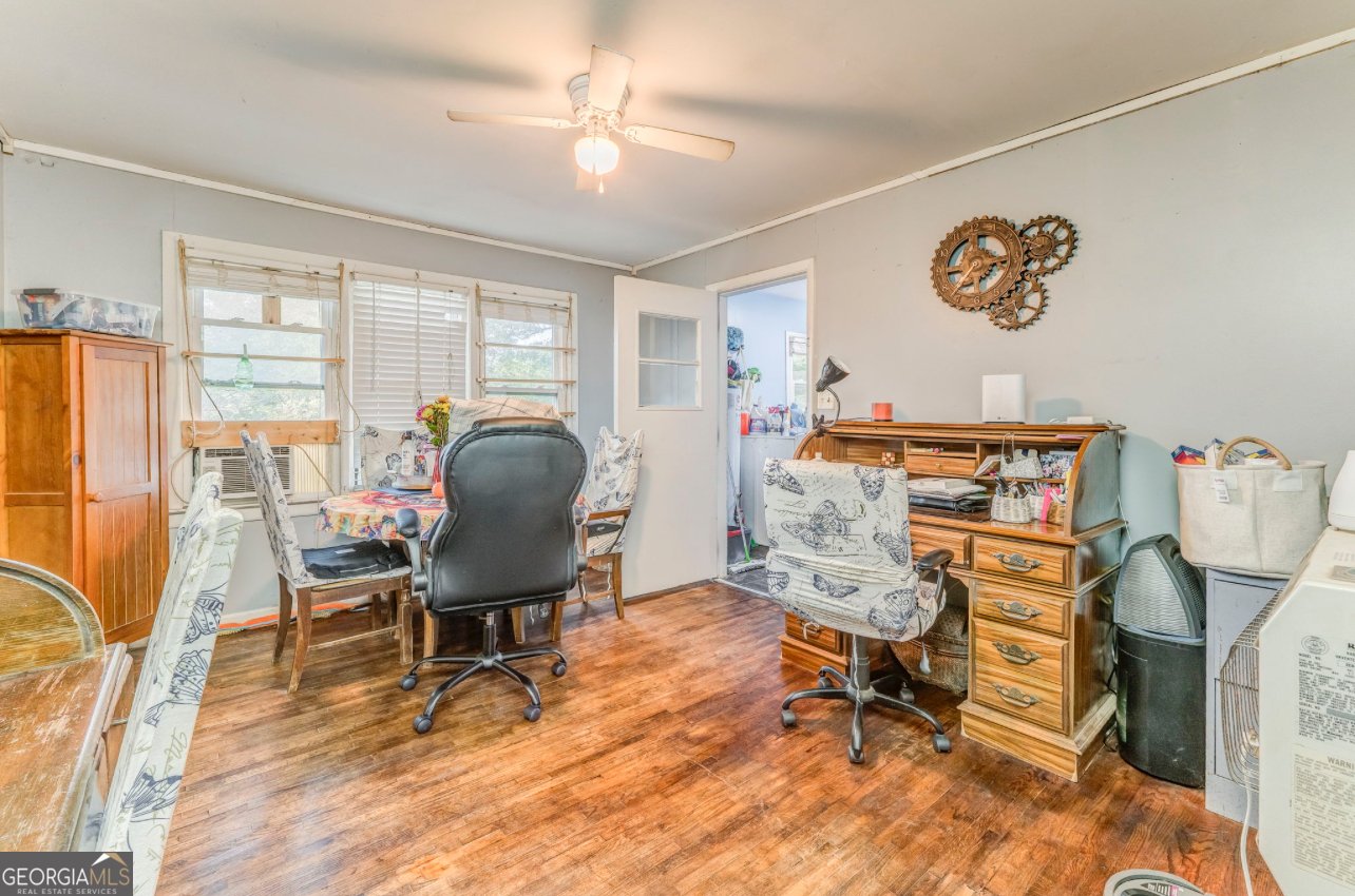 455 Bell Street Menlo - 6