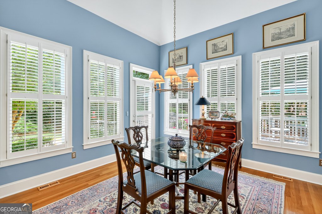 2259 Edgemere Lake Circle Marietta - 13