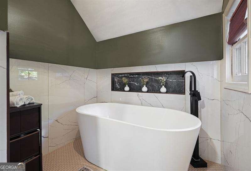 662 Bouldercrest Drive Marietta - 33