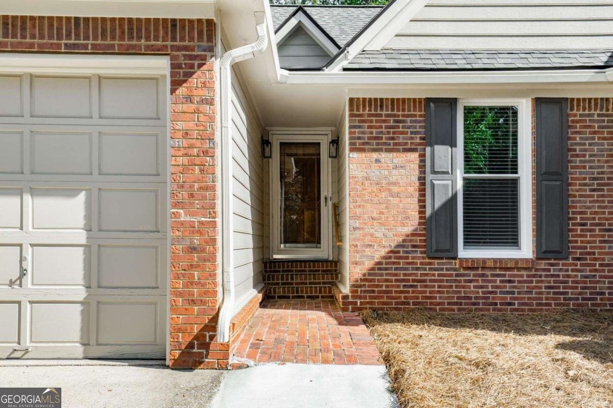 240 Whisperwood Lane Marietta - 2