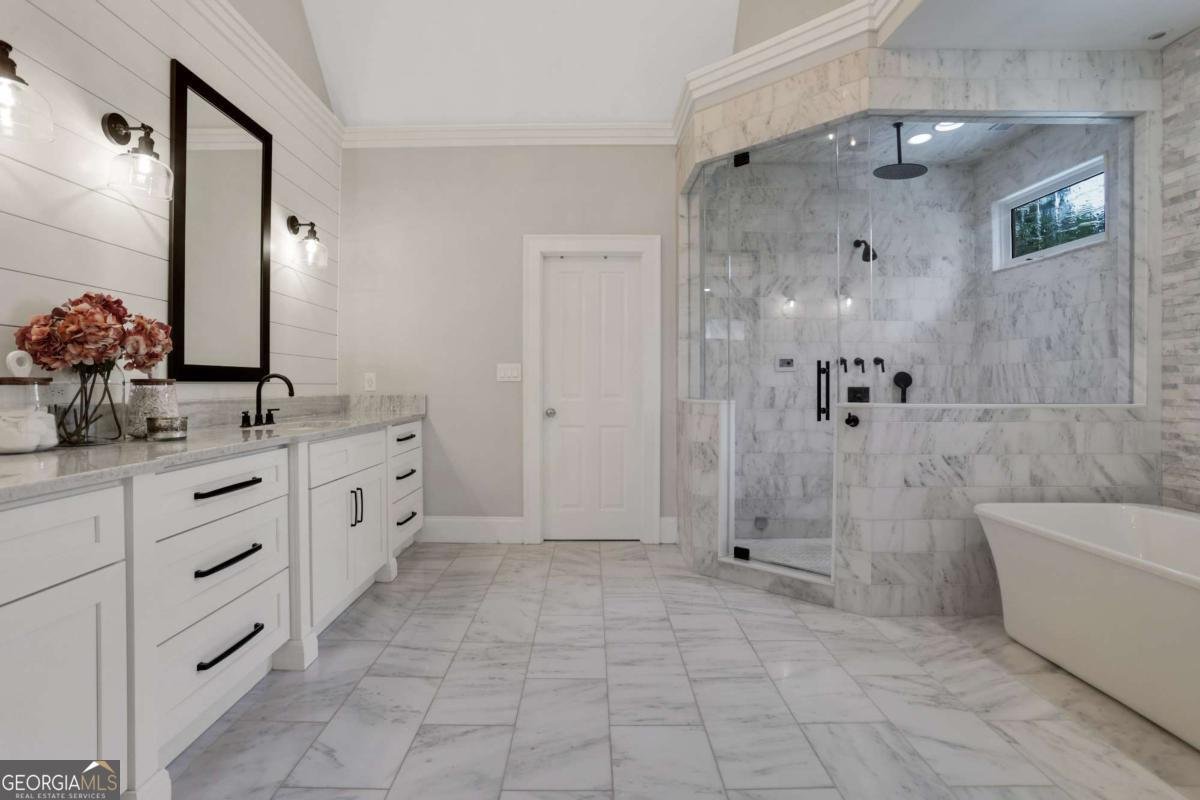 6220 Clifton Circle Suwanee - 30