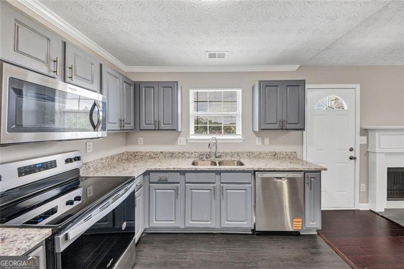 479 SAWTOOTH McDonough - 26