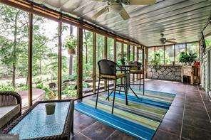 572 Lake Drive Snellville - 27