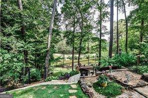 572 Lake Drive Snellville - 37