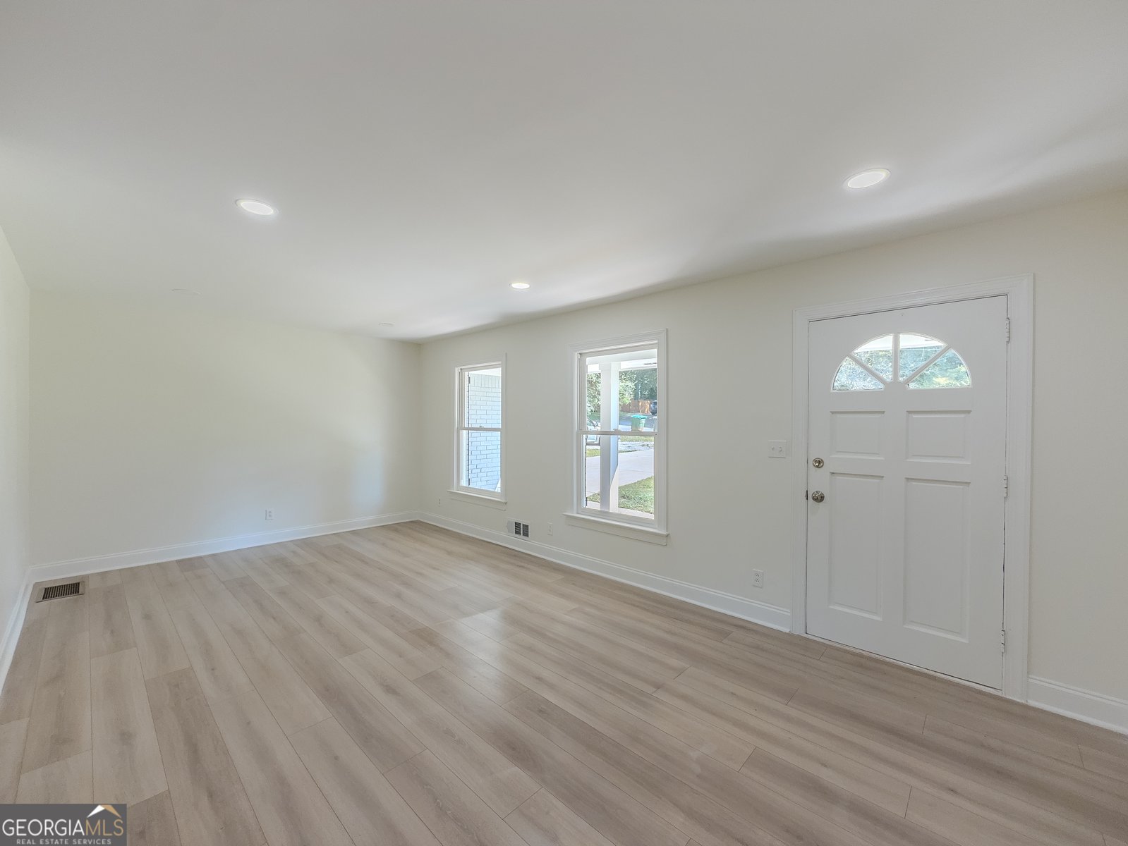 507 Castlearie Drive Stone Mountain - 4