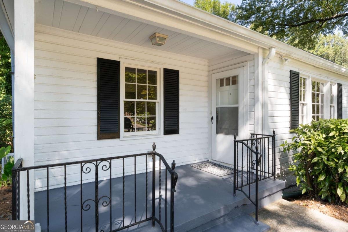 1636 Beacon Hill Boulevard Atlanta - 5