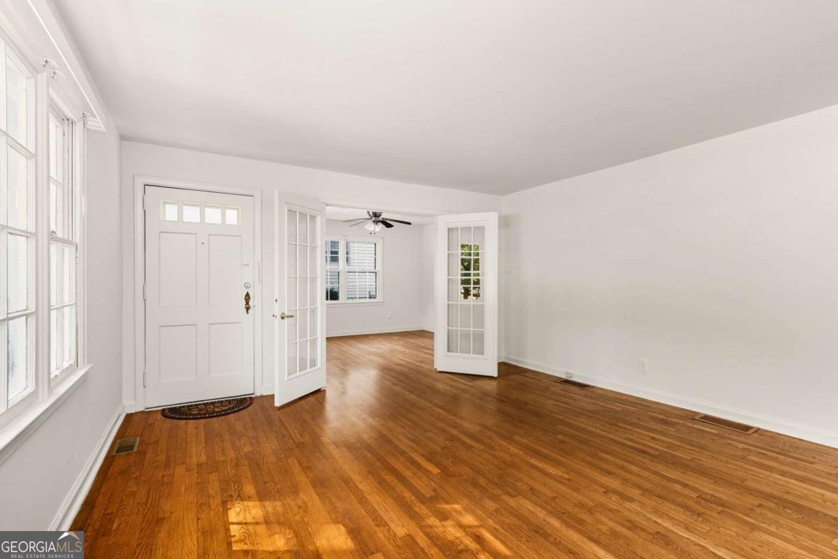 1636 Beacon Hill Boulevard Atlanta - 7