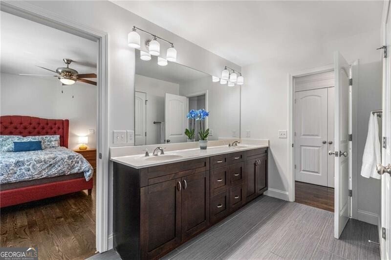 2456 Sunset Drive Atlanta - 28