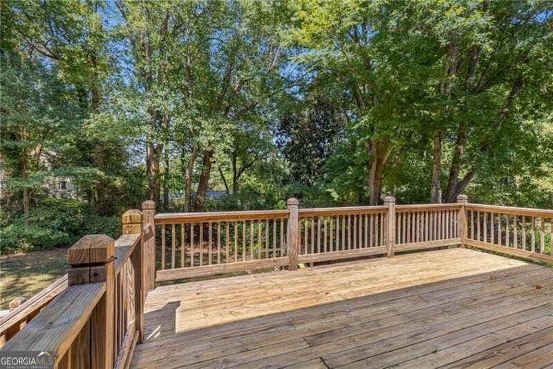2456 Sunset Drive Atlanta - 40