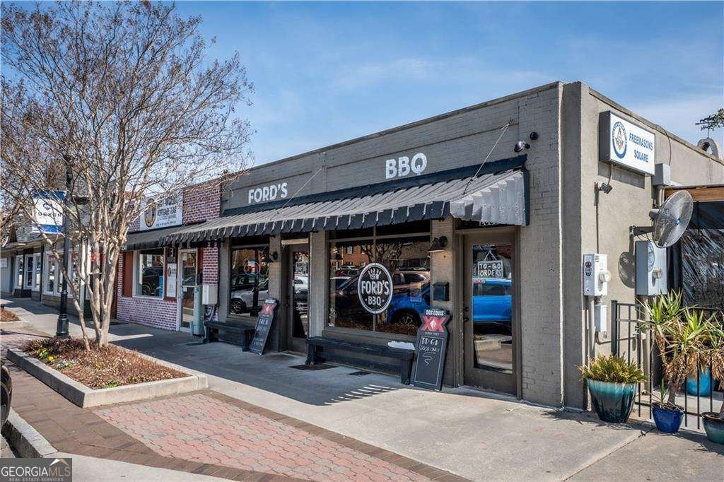 911 East Green Lane Clarkston - 43