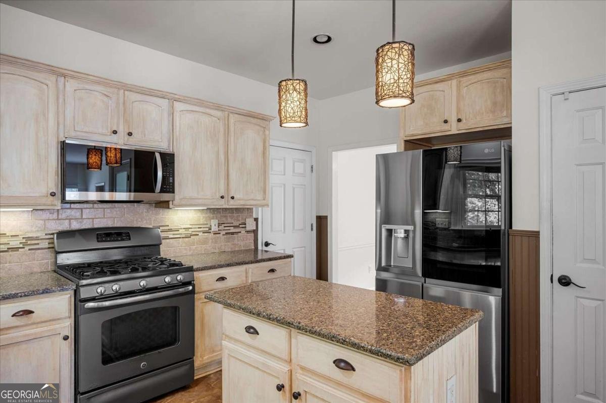 528 Wisteria Drive Woodstock - 14