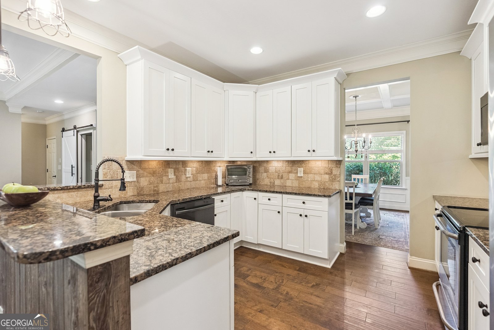 27 Rose Brooke Circle White - 12